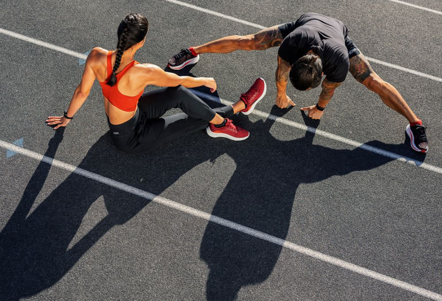 Discover Hoka One One's Fashion Footwear -Discover Hoka One One's Fashion Footwear Snipaste 2024 01 04 14 24 18